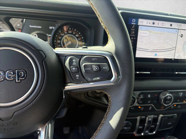 Used 2024 Jeep Wrangler Unlimited Sahara w/ Technology Group AWD/4WD image 19