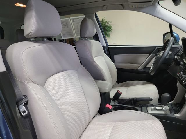Used 2015 Subaru Forester 2.5i Premium AWD/4WD image 16