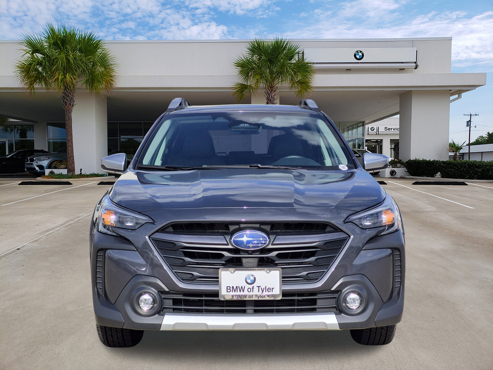 Used 2024 Subaru Outback Touring XT AWD/4WD image 2