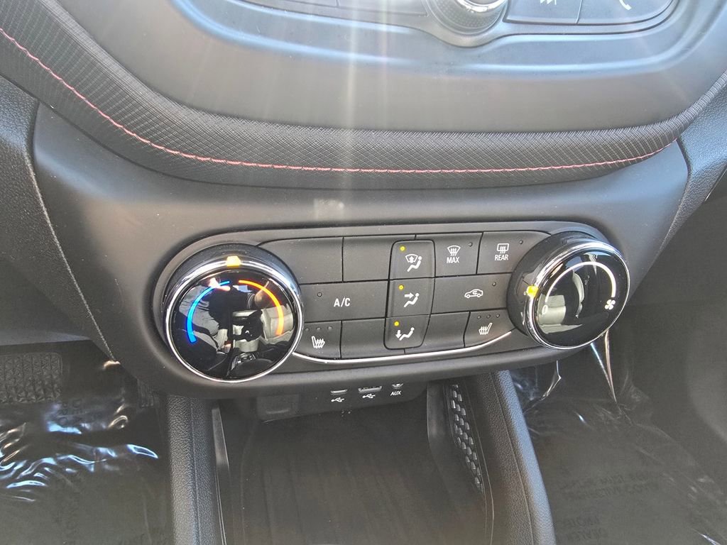 Used 2023 Chevrolet TrailBlazer RS image 24