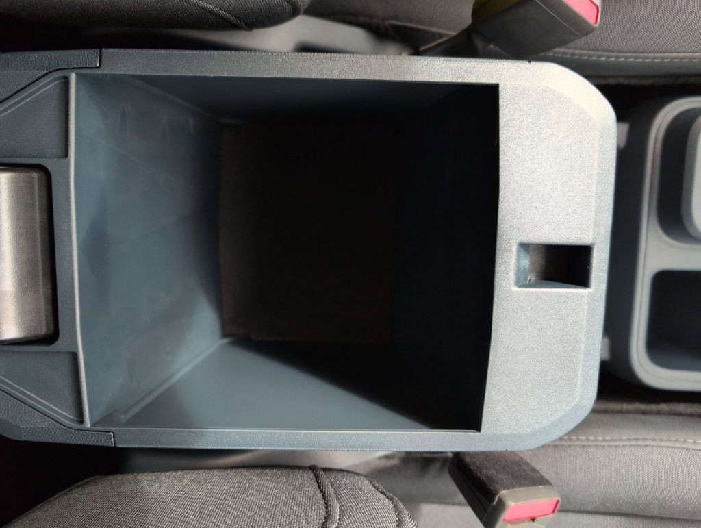 New 2025 Ford Maverick XL w/ Equipment Group 102A image 31