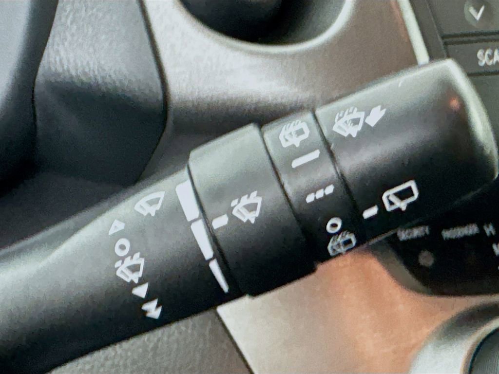 Used 2009 Toyota RAV4 Sport FWD image 13