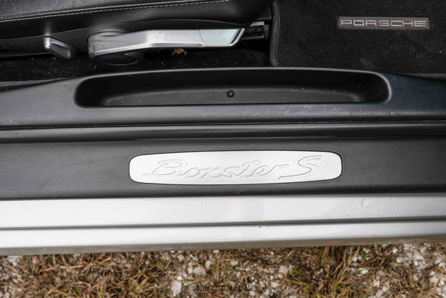 Used 2005 Porsche Boxster S RWD image 32