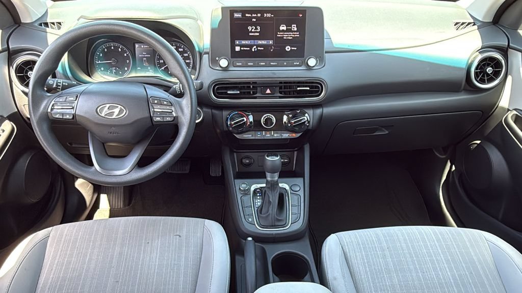 Used 2023 Hyundai Kona SEL FWD image 28
