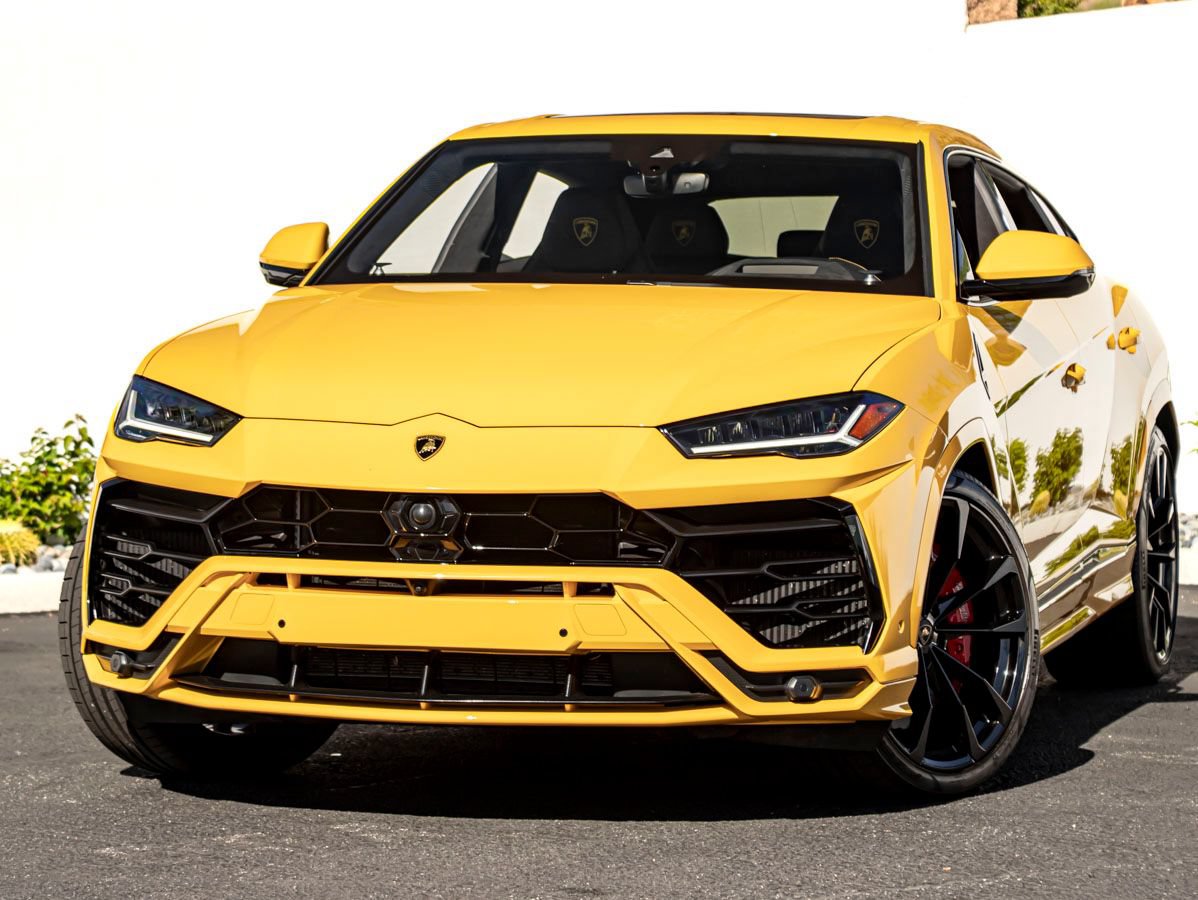 Used 2021 Lamborghini Urus AWD/4WD image 1