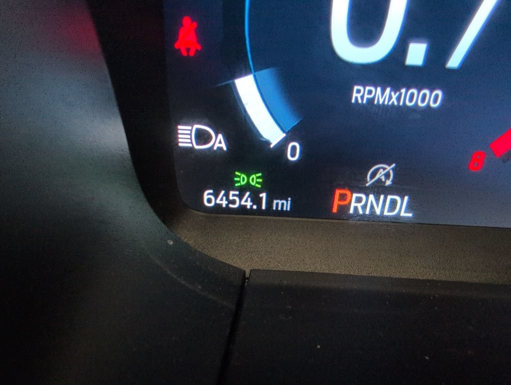 Used 2025 Ford Explorer Active RWD image 18