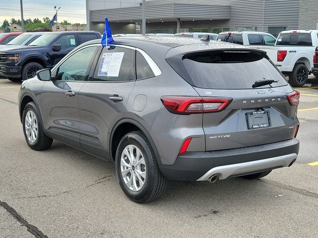 Used 2024 Ford Escape Active AWD/4WD image 3