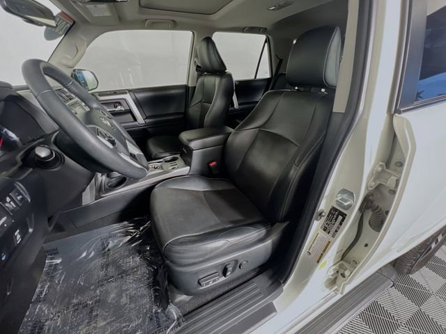 Used 2019 Toyota 4Runner Limited AWD/4WD image 10