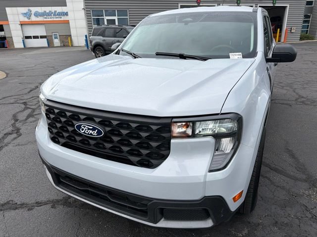 Used 2025 Ford Maverick XLT FWD image 11