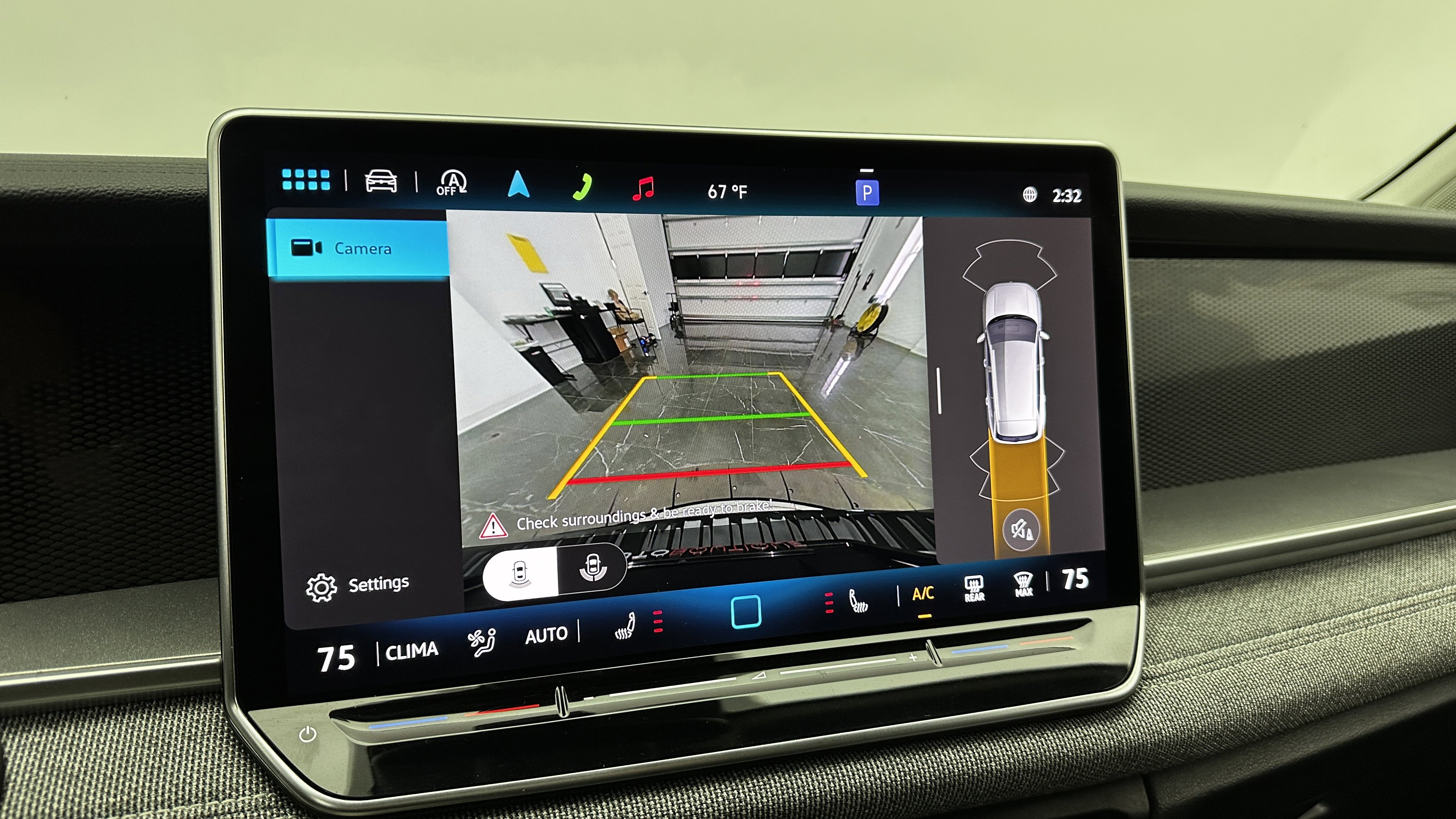 Used 2025 Volkswagen Tiguan S image 19
