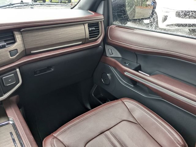 Used 2023 Ford Expedition Max Limited image 23