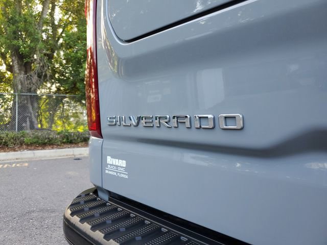 Used 2024 Chevrolet Silverado 1500 ZR2 w/ Technology Package image 7
