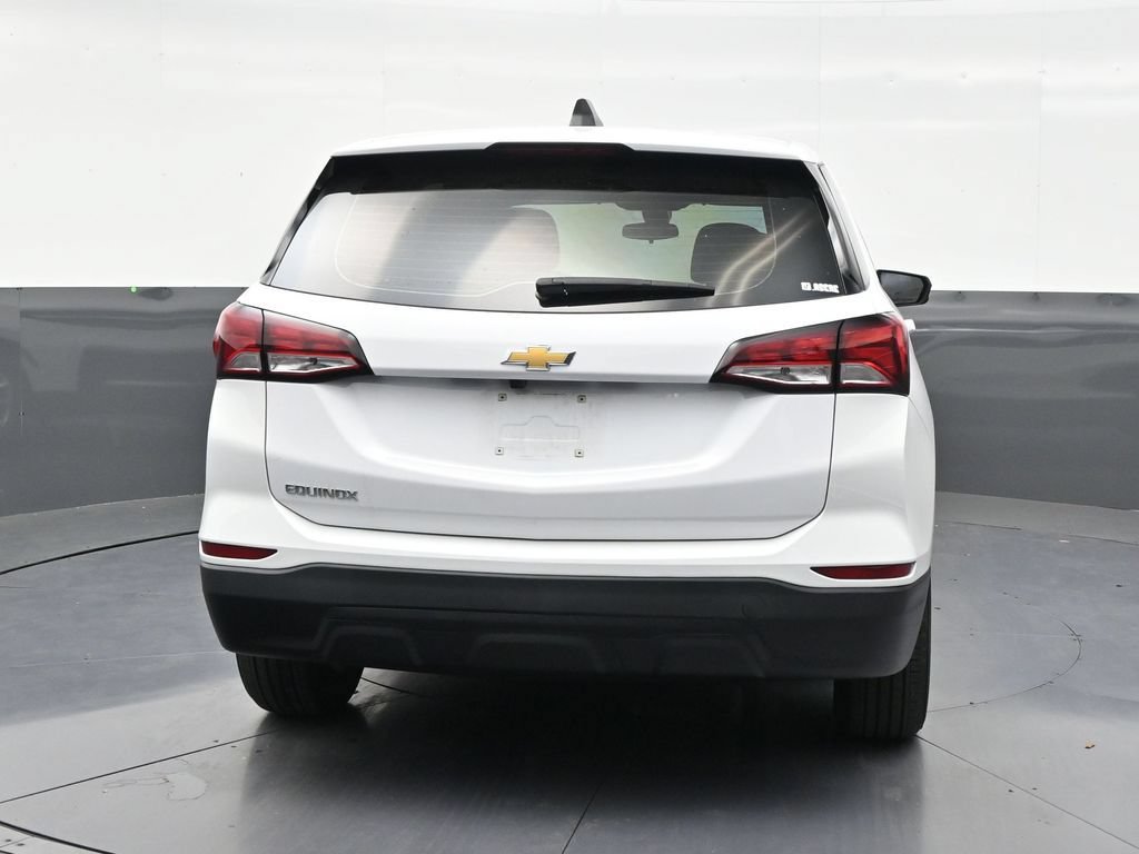Used 2024 Chevrolet Equinox LS FWD image 4