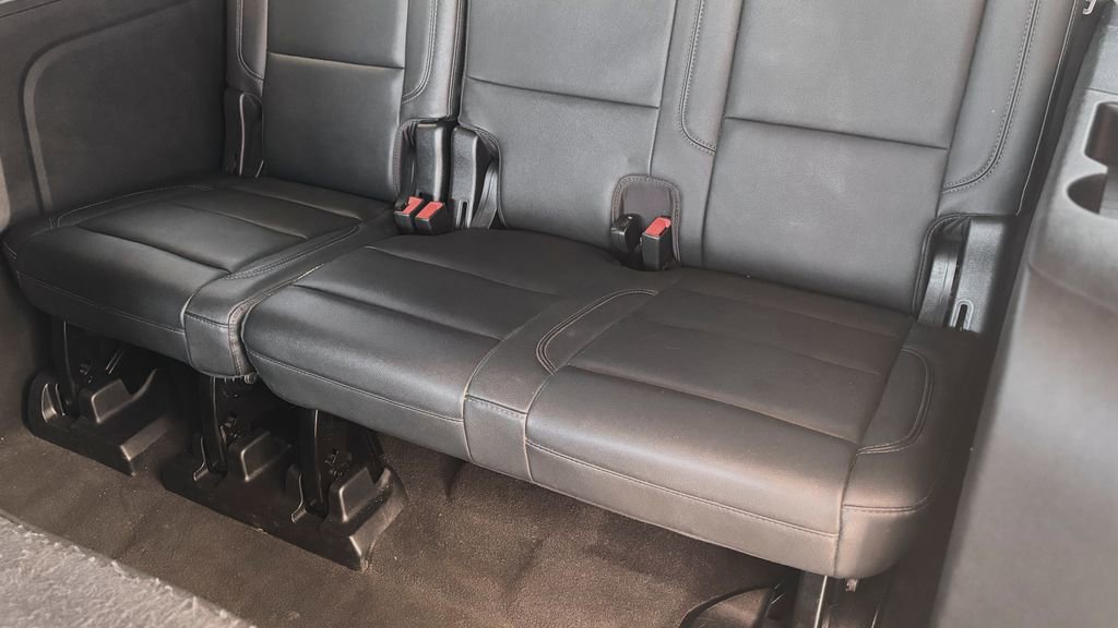 Used 2022 Chevrolet Suburban Z71 w/ Z71 Off-Road Package image 43