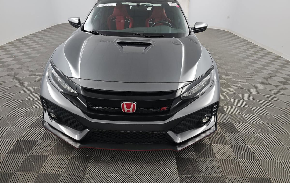 Used 2019 Honda Civic Type R image 2