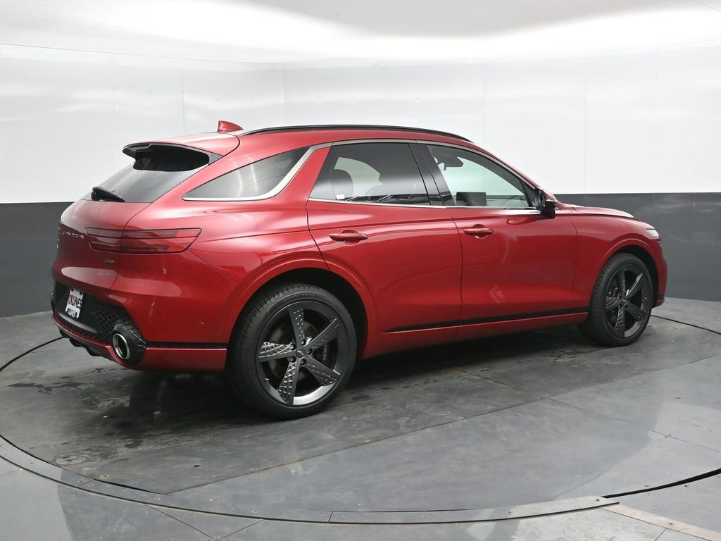 Used 2024 Genesis GV70 2.5T w/ Sport Prestige Package AWD/4WD image 3