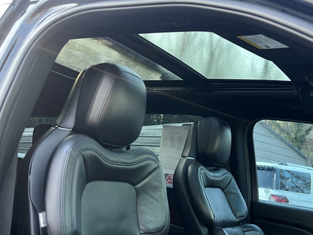 Used 2021 Lincoln Navigator Reserve image 27