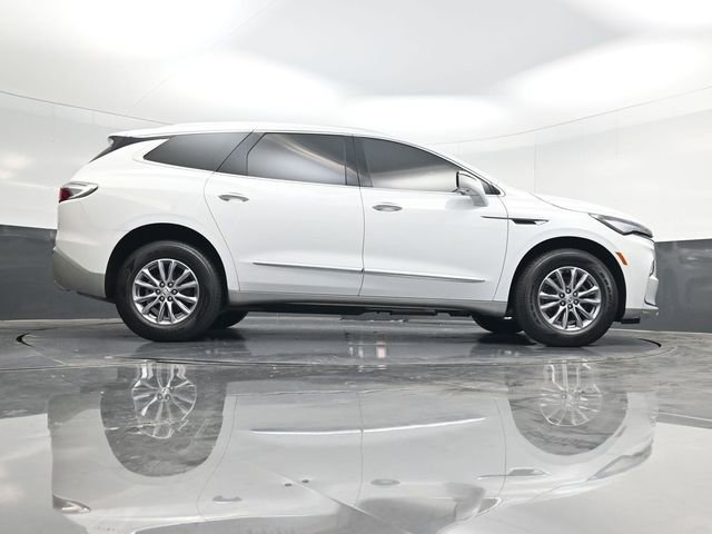 Used 2024 Buick Enclave Essence w/ Technology Package image 52