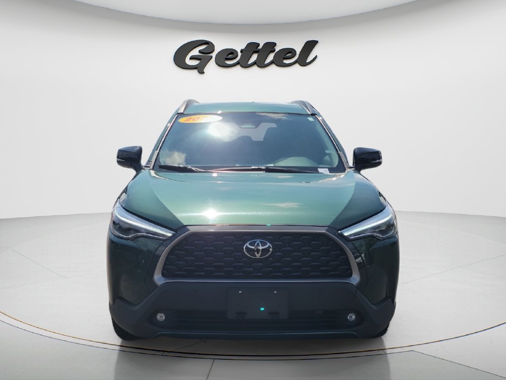 Used 2025 Toyota Corolla Cross XLE AWD/4WD image 2