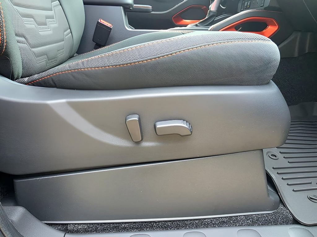 New 2026 Nissan Frontier PRO-4X w/ Pro-4x Convenience Package image 11