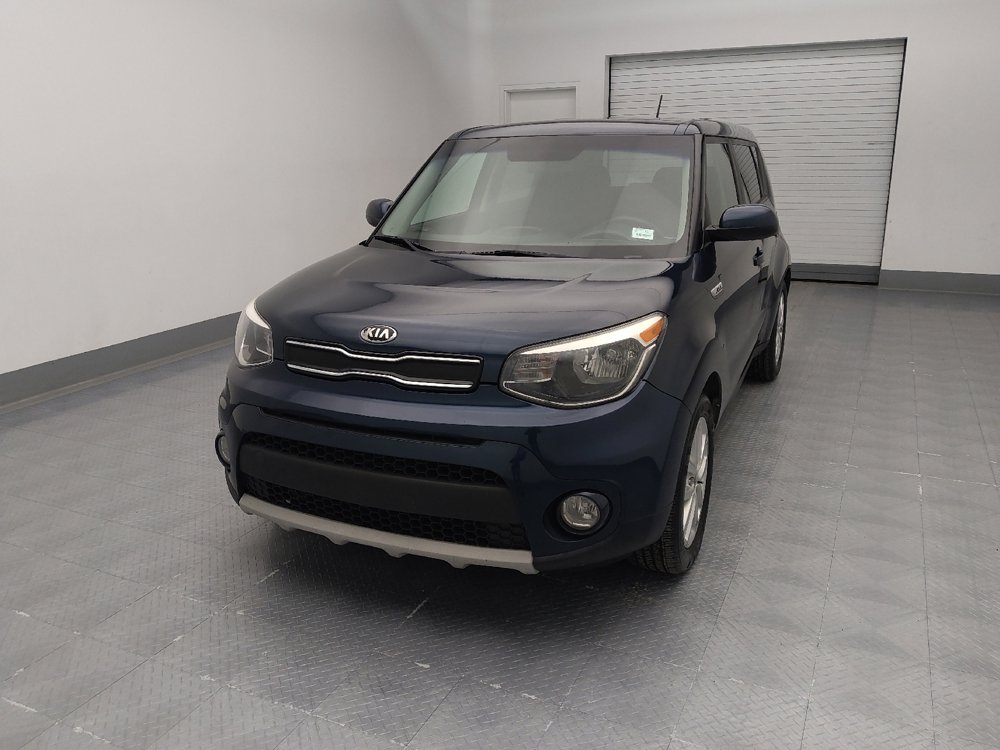Used 2019 Kia Soul + image 15