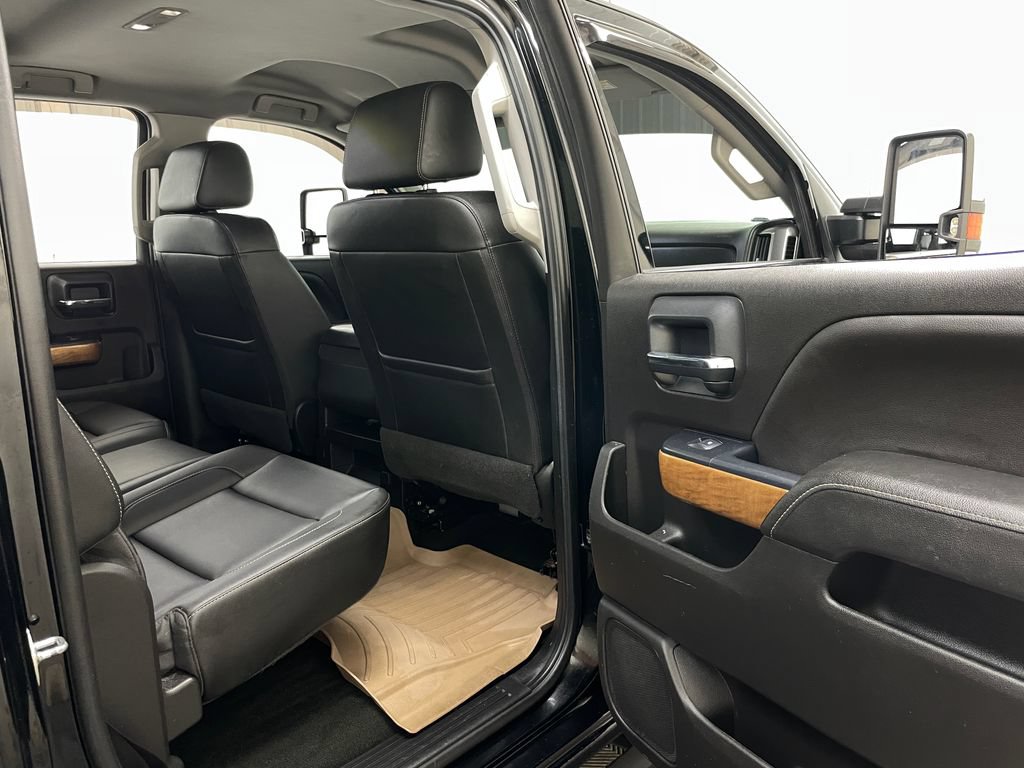Used 2018 Chevrolet Silverado 3500 LTZ w/ Duramax Plus Package AWD/4WD image 43