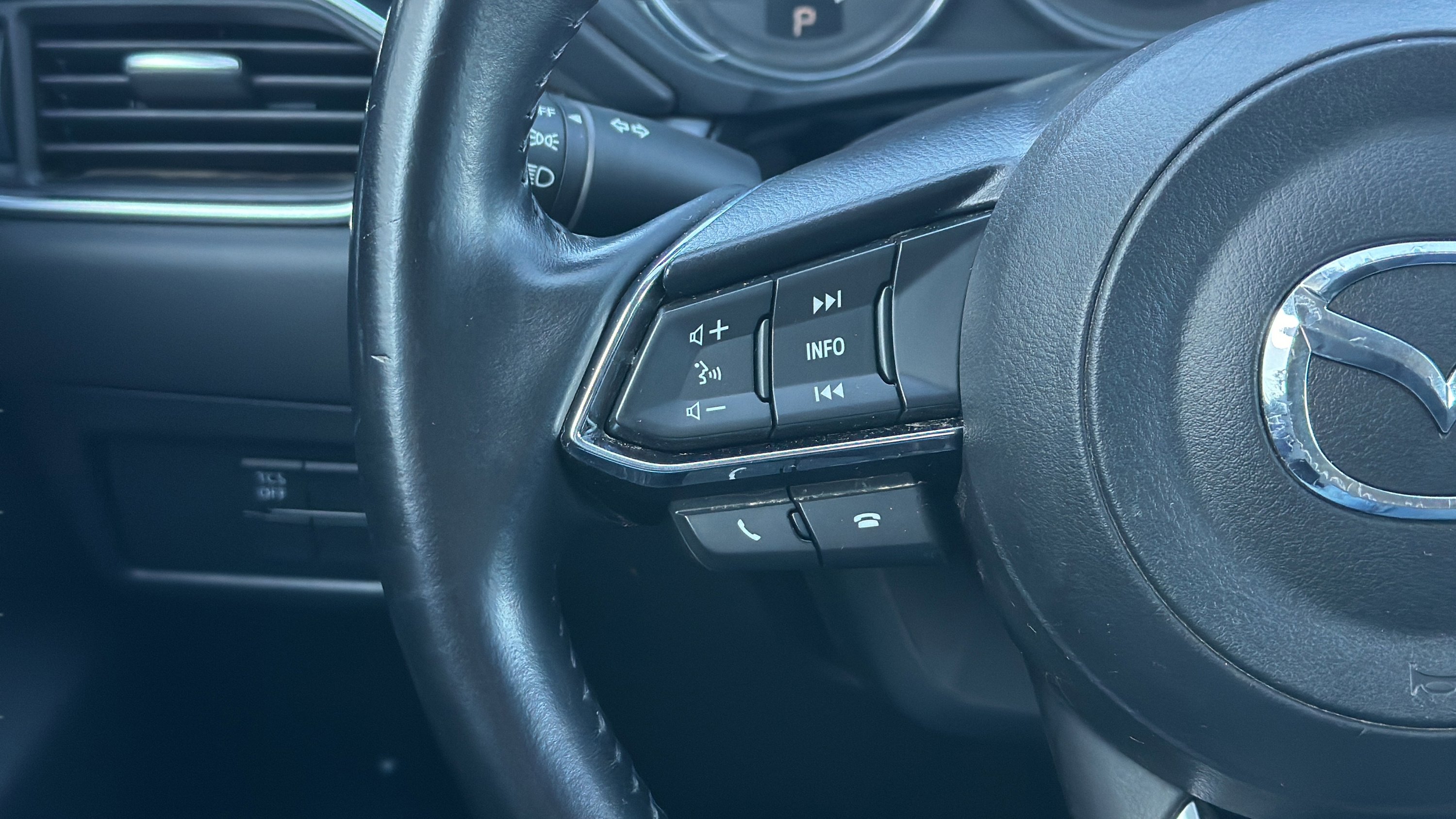 Used 2017 MAZDA CX-5 Touring image 13