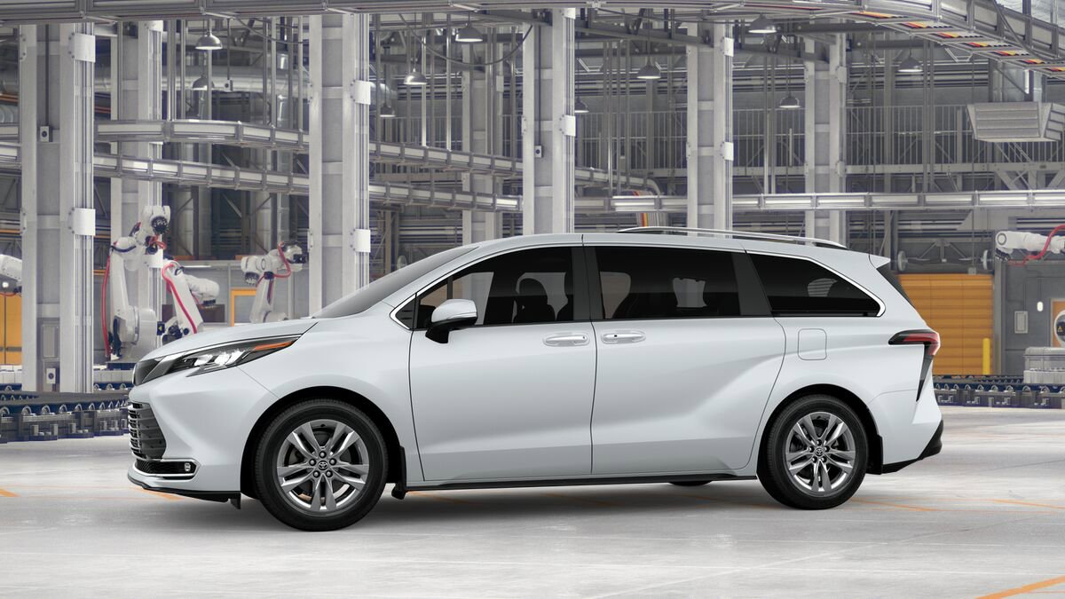 New 2026 Toyota Sienna Limited AWD/4WD image 3