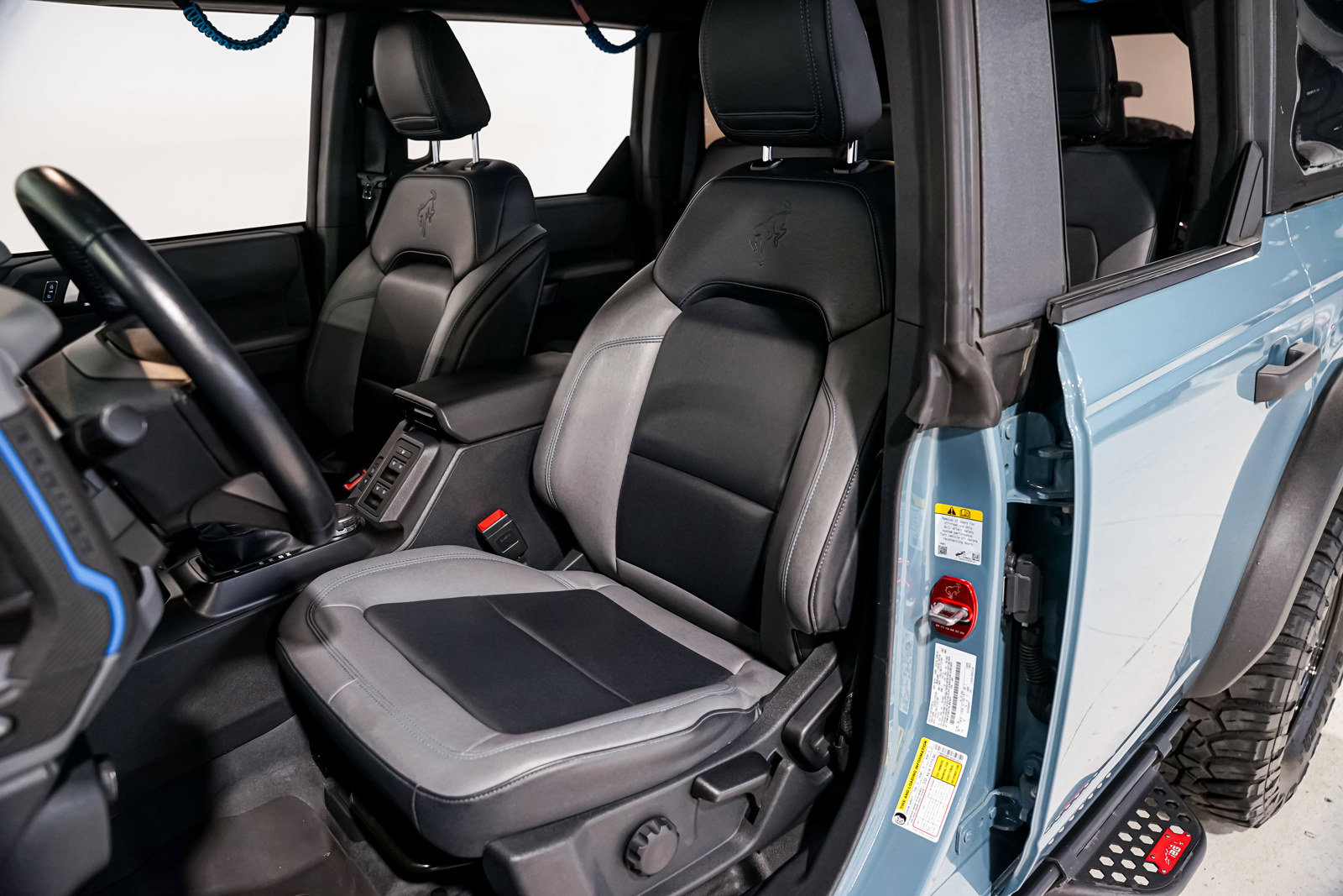 Used 2022 Ford Bronco Black Diamond image 23