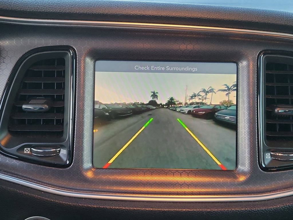 Used 2015 Dodge Challenger R/T Plus image 23