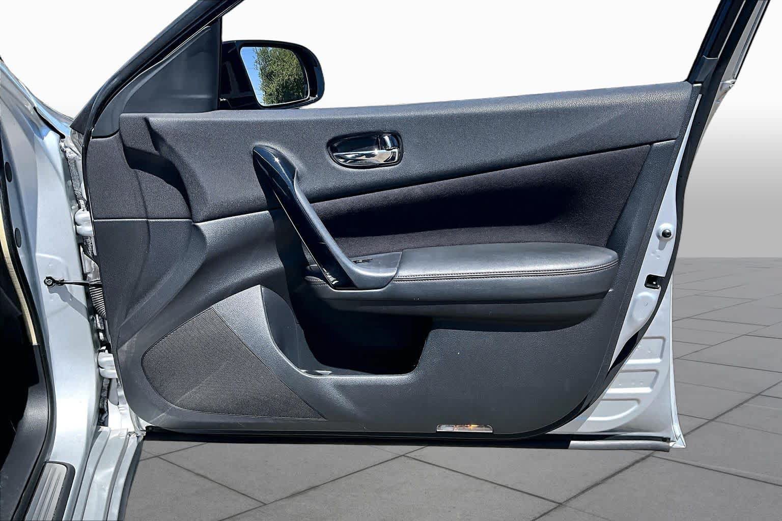 Used 2011 Nissan Maxima 3.5 S FWD image 22