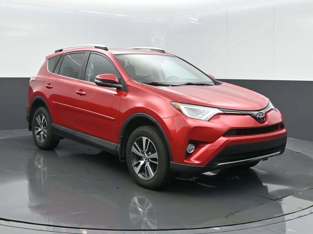 Used 2017 Toyota RAV4 XLE w/ Premium Extra Value Package image 1