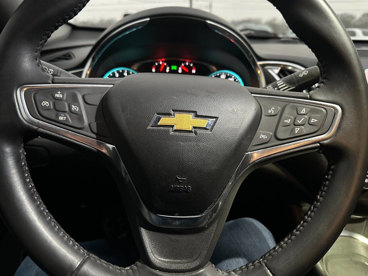 Used 2016 Chevrolet Malibu LT image 19