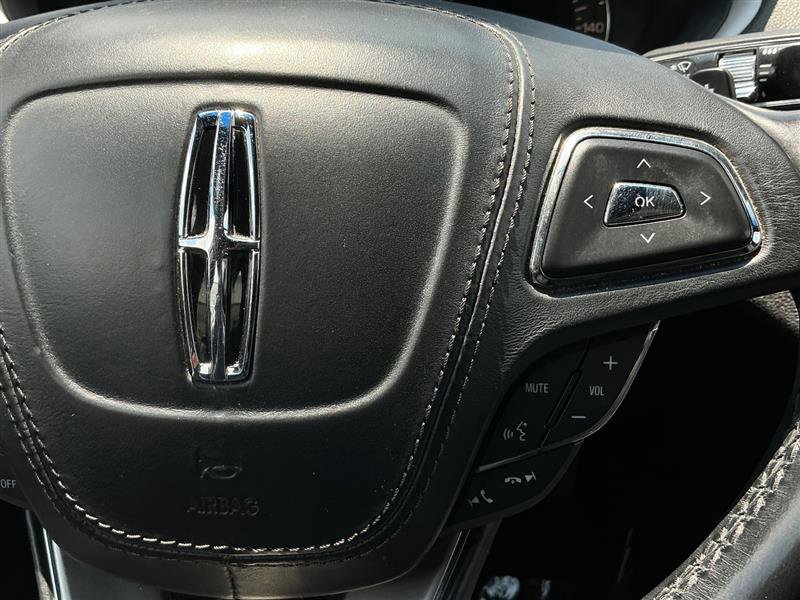 Used 2017 Lincoln MKZ Premiere image 25
