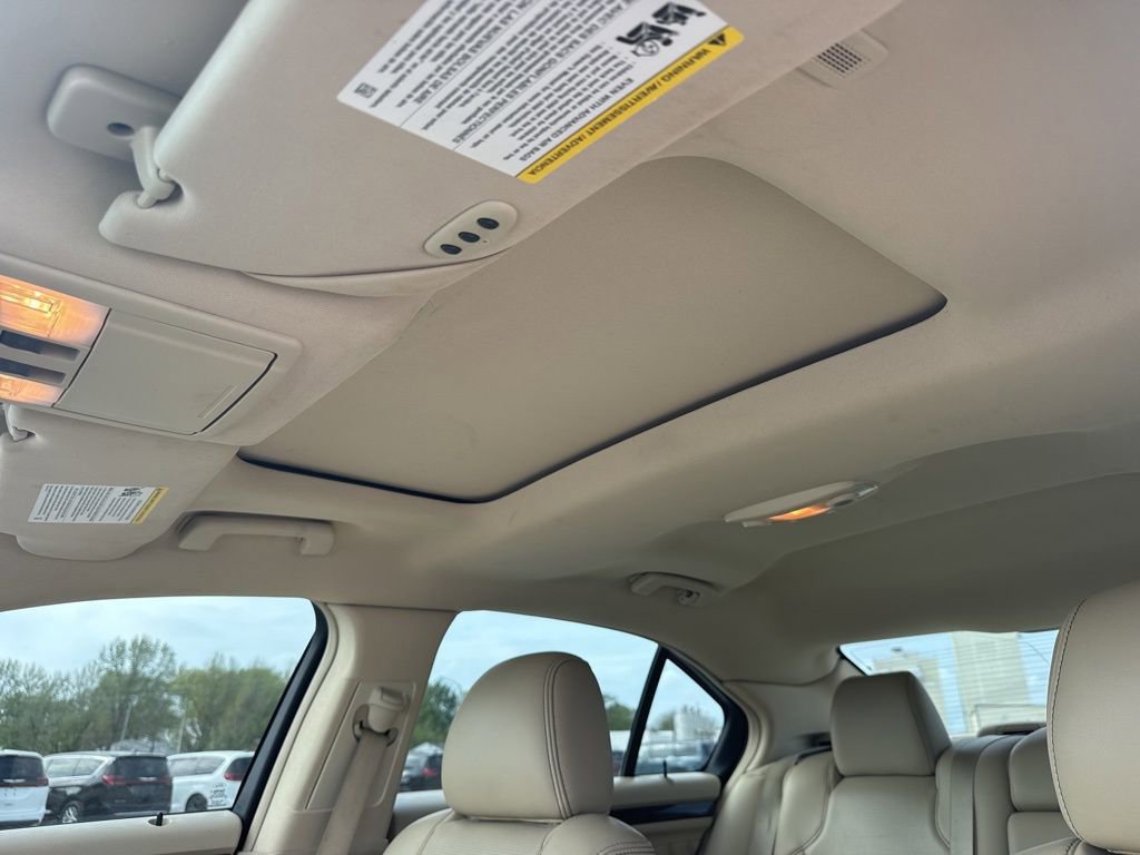 Used 2015 Ford Taurus Limited w/ Equipment Group 301A image 22