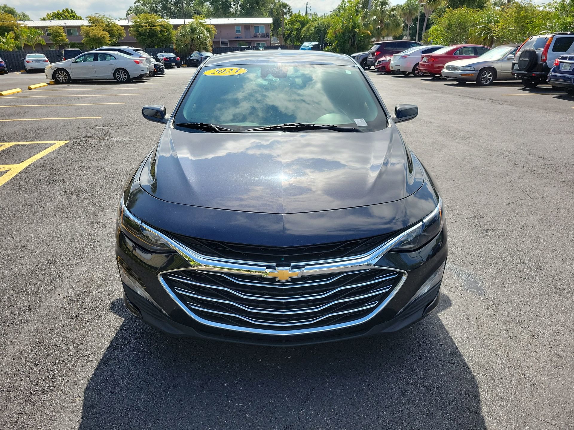 Used 2023 Chevrolet Malibu LT FWD image 4