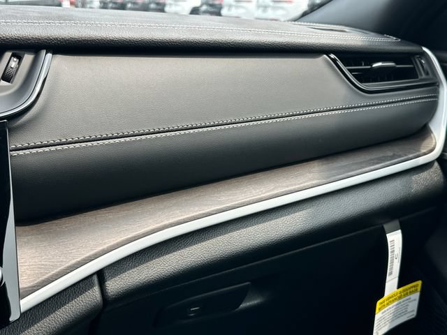New 2026 Jeep Grand Cherokee L Limited AWD/4WD image 22
