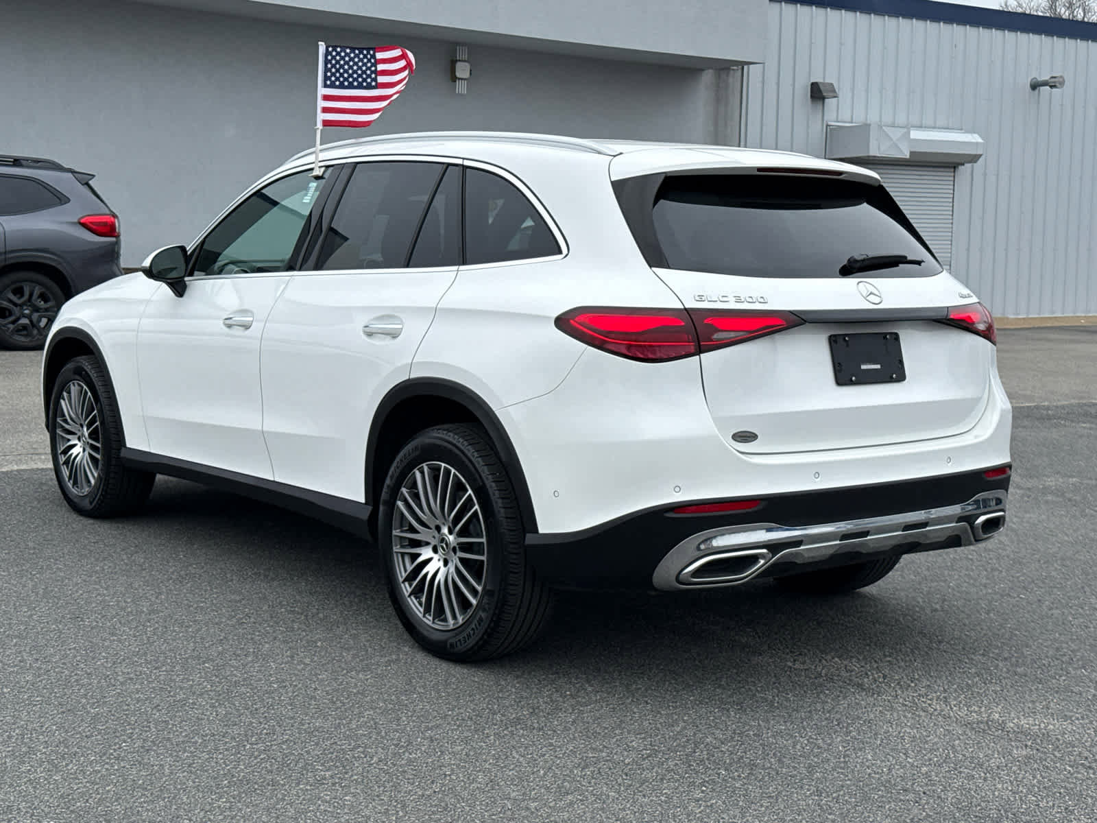 Used 2024 Mercedes-Benz GLC 300 4MATIC image 5