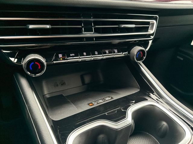 New 2026 Chevrolet Traverse RS image 28