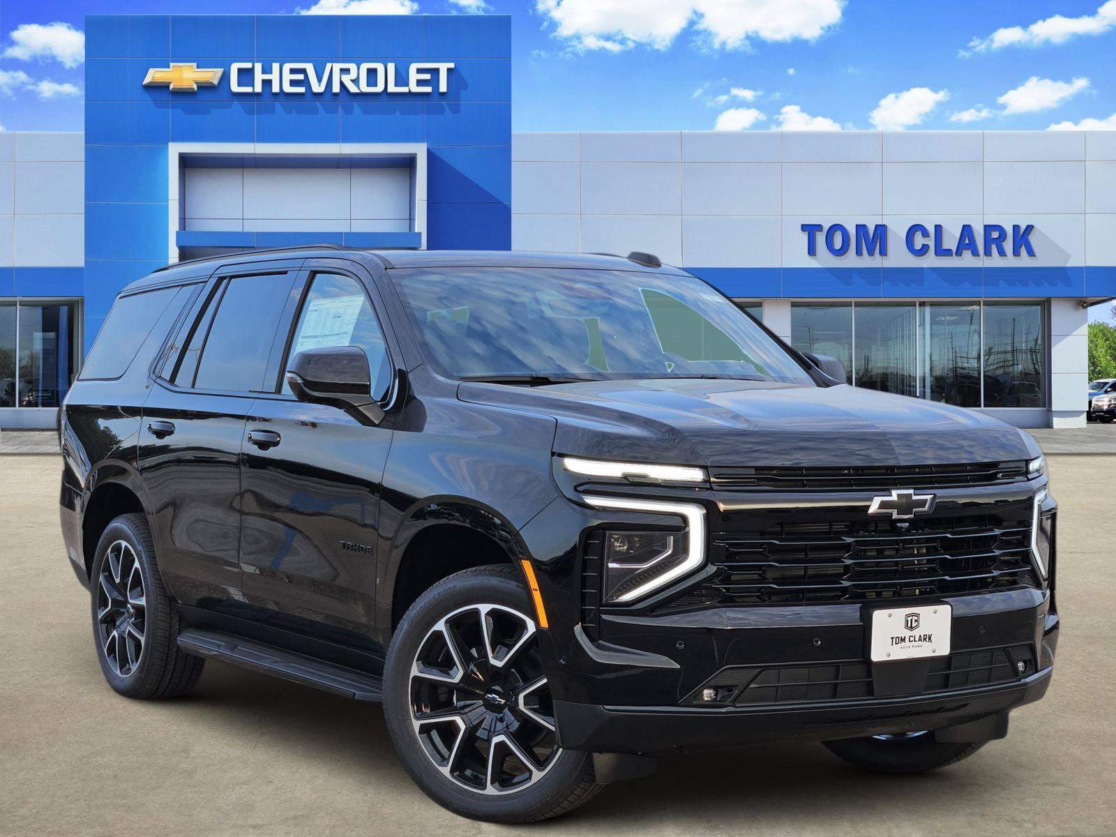 New 2026 Chevrolet Tahoe RST w/ Advanced Technology Package AWD/4WD image 1