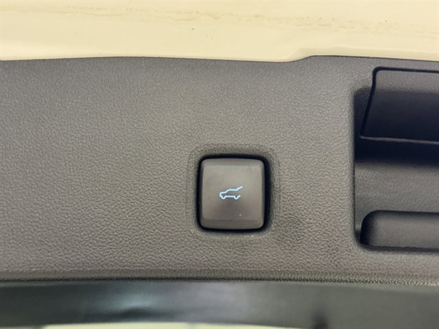 Used 2024 Ford Escape ST-Line w/ Tech Pack #1 AWD/4WD image 15