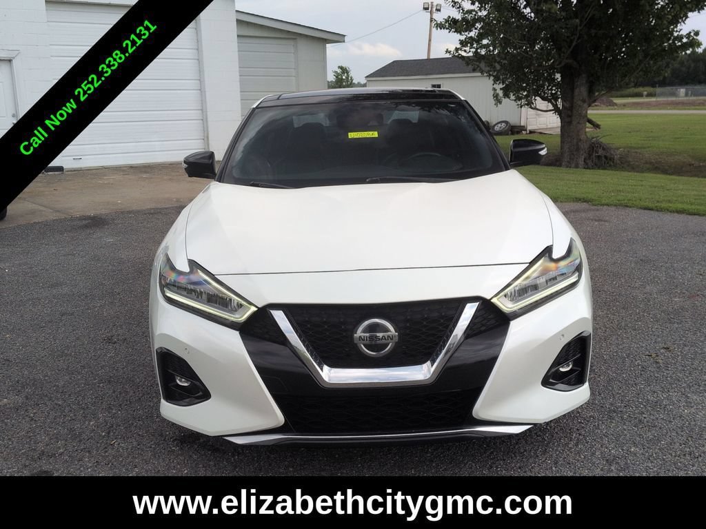 Used 2019 Nissan Maxima SR w/ Premium Package FWD image 3