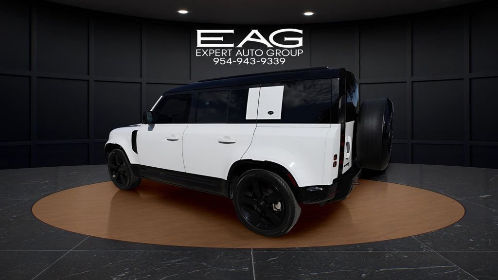 Used 2023 Land Rover Defender 110 X-Dynamic SE AWD/4WD image 6