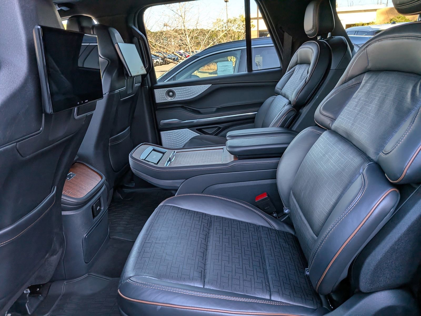 Certified 2025 Lincoln Navigator L Black Label image 17