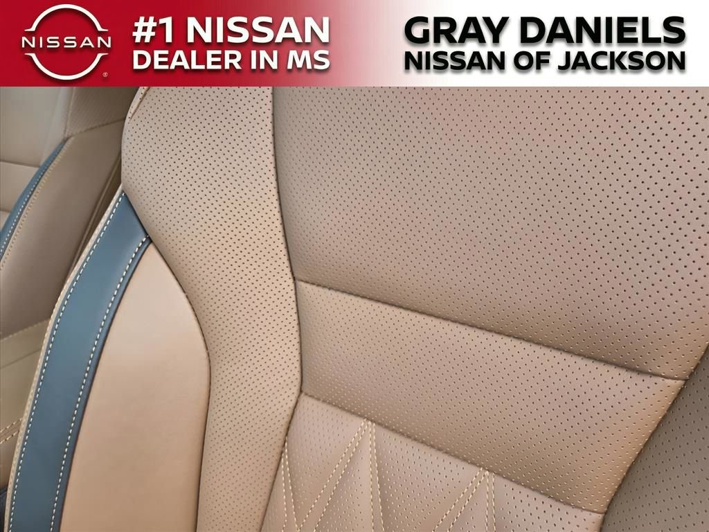 New 2026 Nissan Rogue Platinum w/ Platinum Premium Package image 13