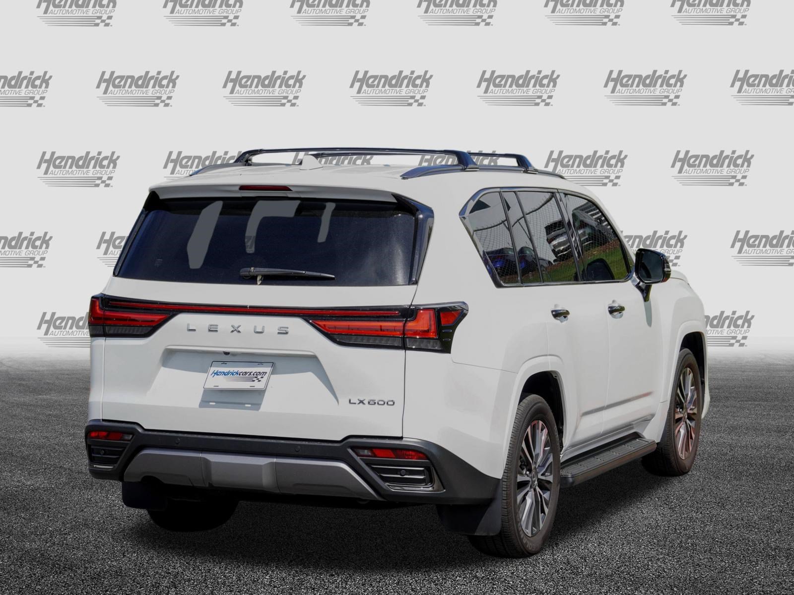 Used 2025 Lexus LX 600 4WD w/ Interior Upgrade Package image 8