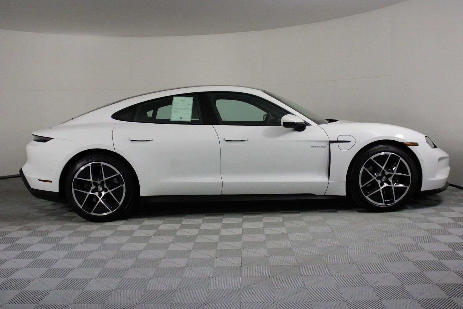 Certified 2025 Porsche Taycan image 8