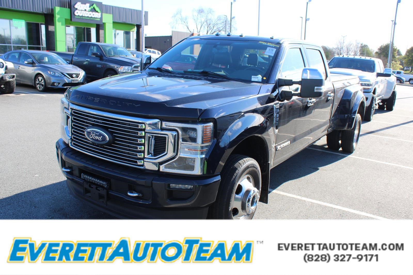 Used 2022 Ford F350 Platinum image 1