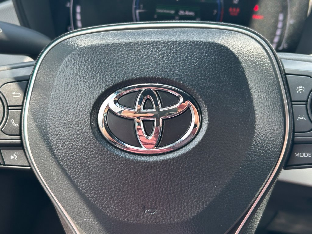 Certified 2026 Toyota Corolla SE FWD image 33