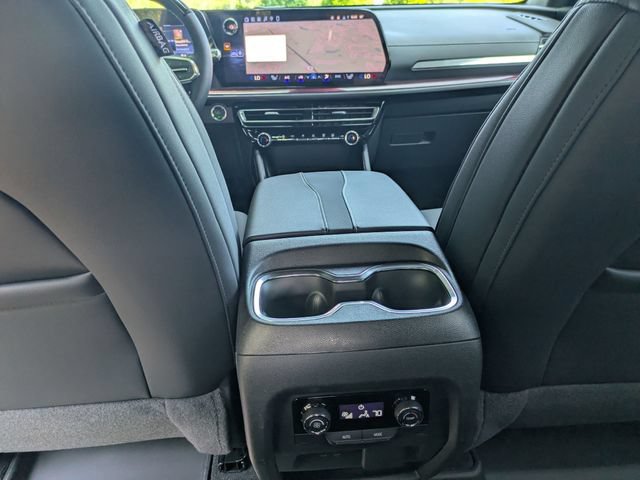 New 2026 Chevrolet Traverse Z71 w/ Enhanced Driving Package AWD/4WD image 30